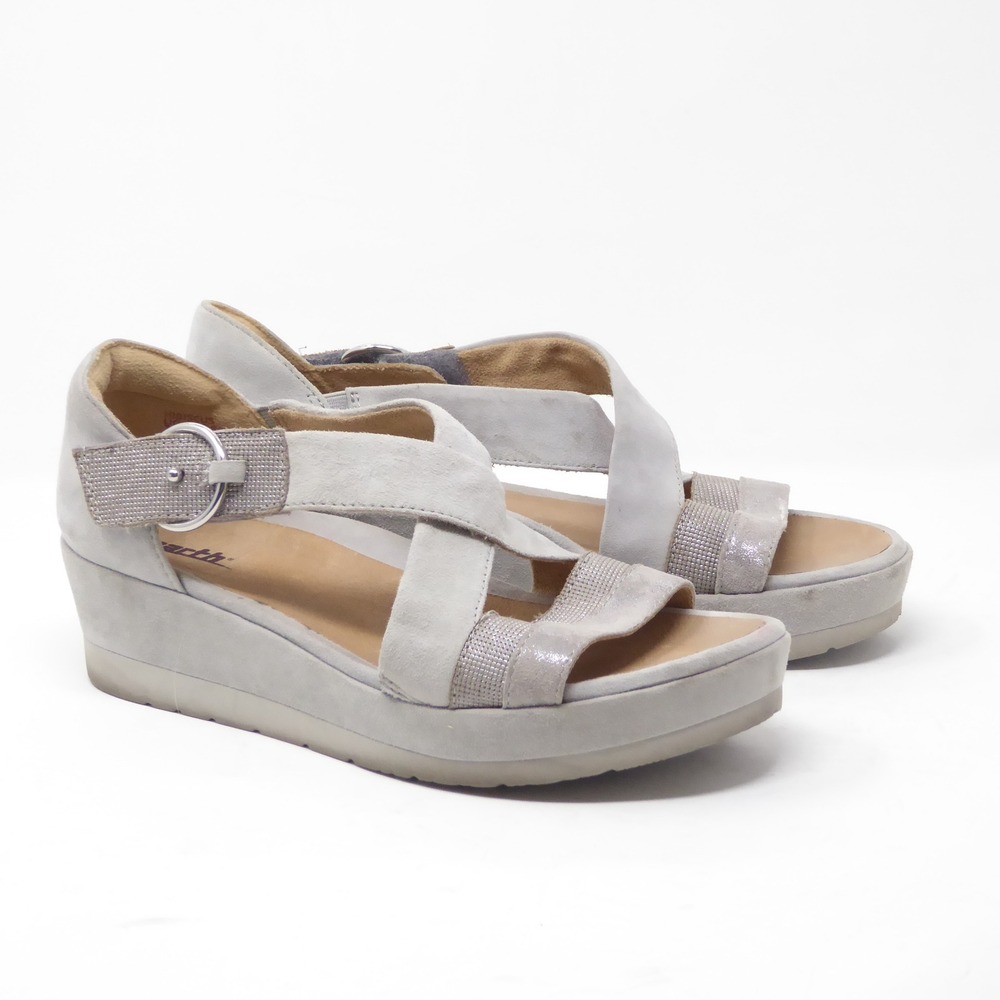 Earth Hibiscus Light Gray Suede Leather Wedge Sandals Womens Size 7.5 B